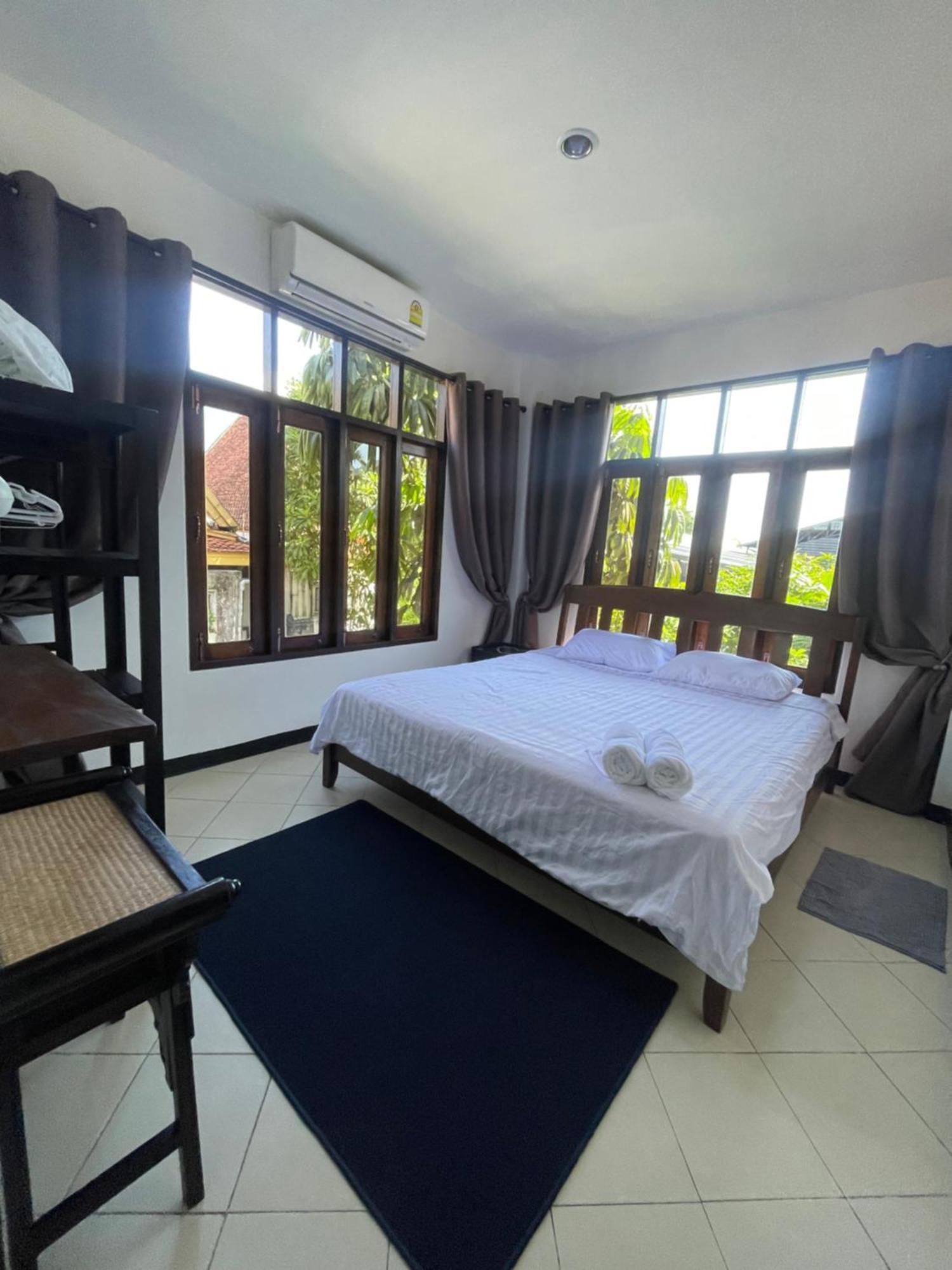 Aisawan Resort Villa Ban Lum Fuang Extérieur photo
