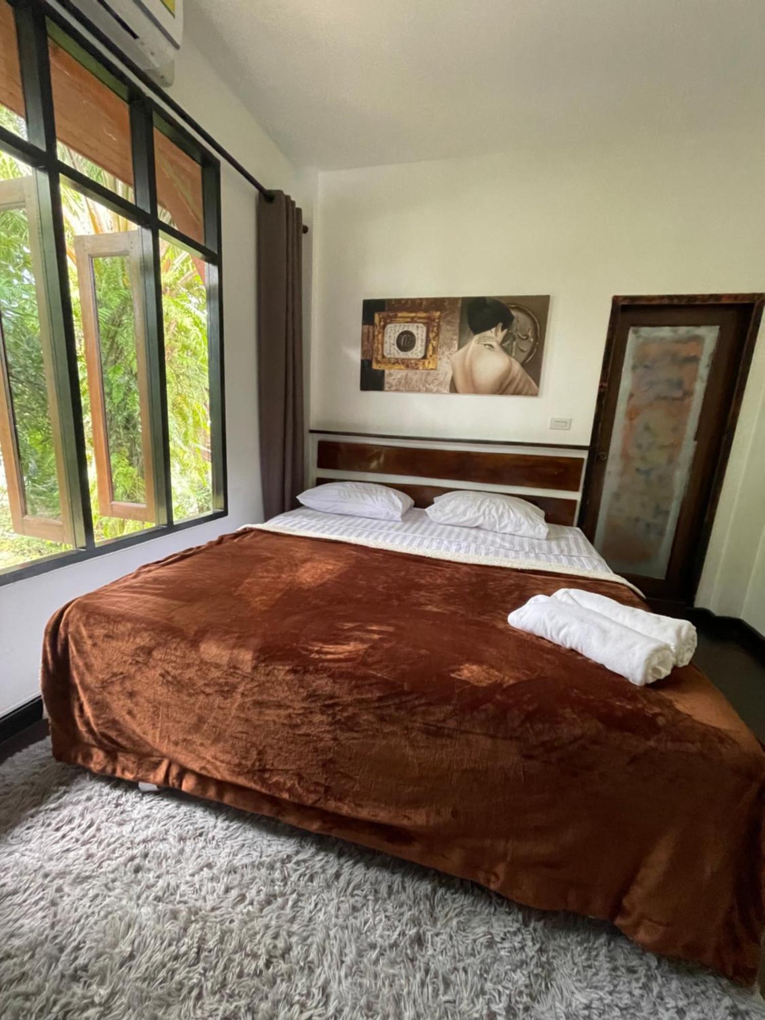 Aisawan Resort Villa Ban Lum Fuang Extérieur photo