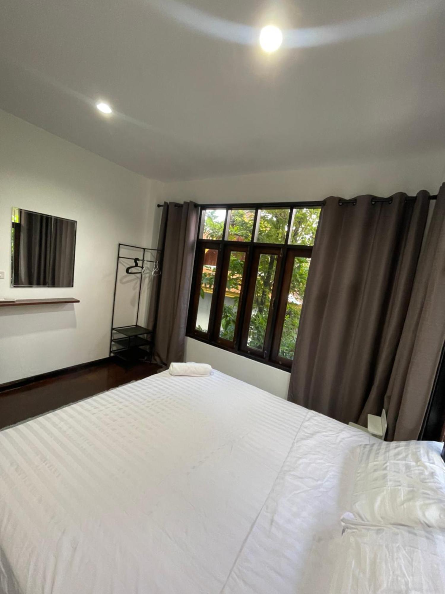 Aisawan Resort Villa Ban Lum Fuang Extérieur photo